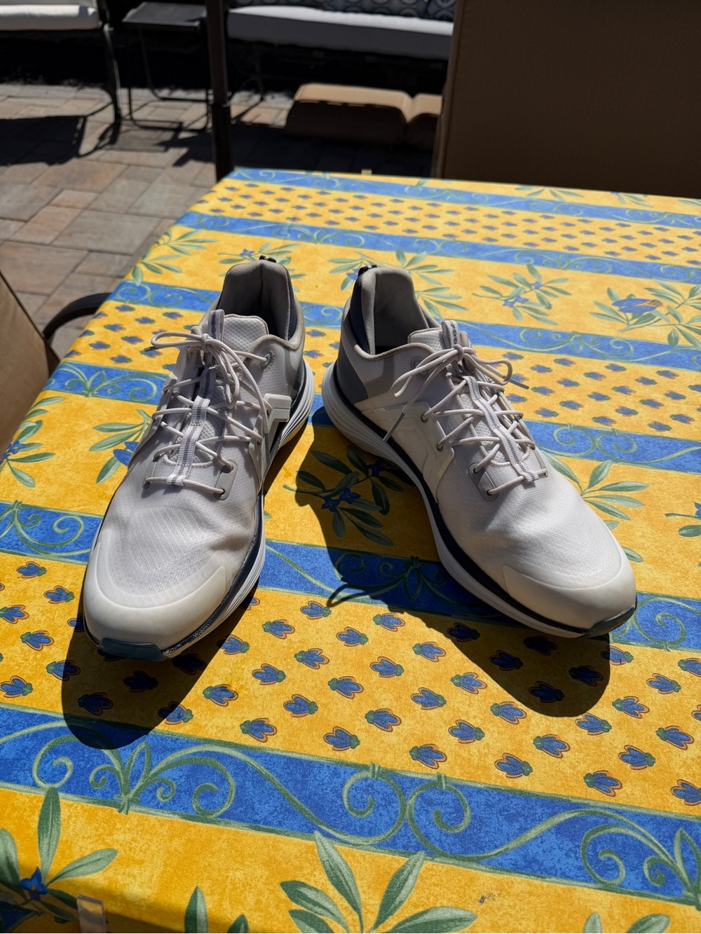 FootJoy HyperFlex Men’s White with Navy and Light Blue Golf Spiked Shoe - Picture 3 of 5